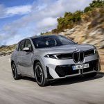 BMW iX3 40 : la Neue Klasse frappe fort avec une autonomie qui décoiffe